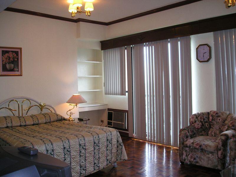 Citadel Inn Makati Makati City Exteriör bild