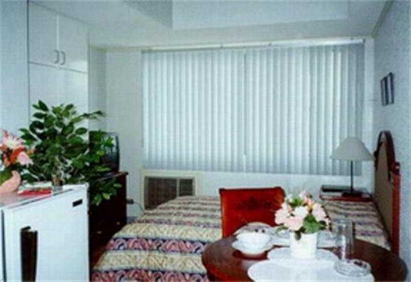 Citadel Inn Makati Makati City Exteriör bild